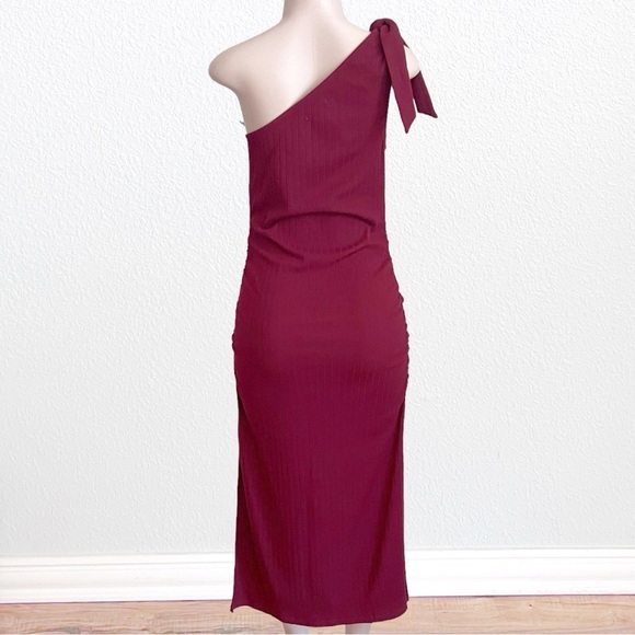 NEW Privacy Please/Revolve ‘Hazel’ One Shoulder Holiday Party Dress Burgundy XL - Picture 5 of 13